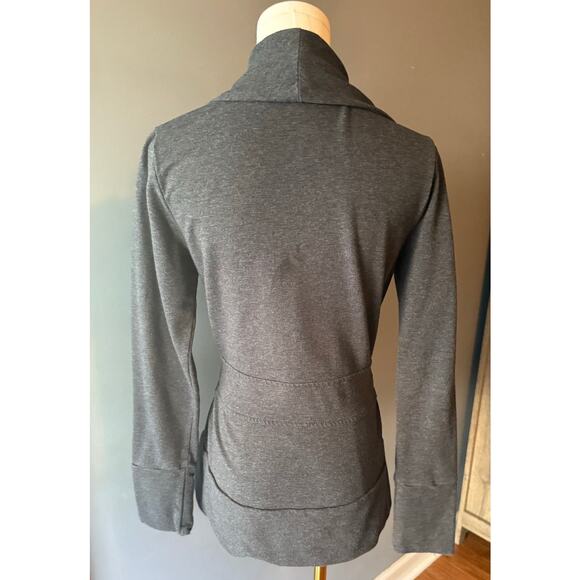 The North Face Tadasana Belted Wrap Cardigan Size SMALL Grey - Picture 4 of 12